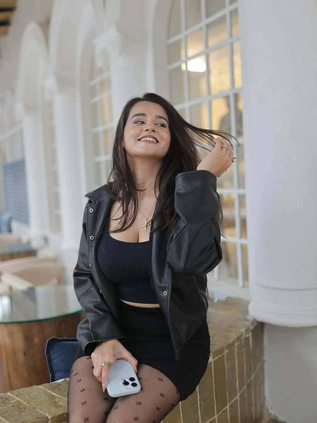 Isha - Noida escort profile