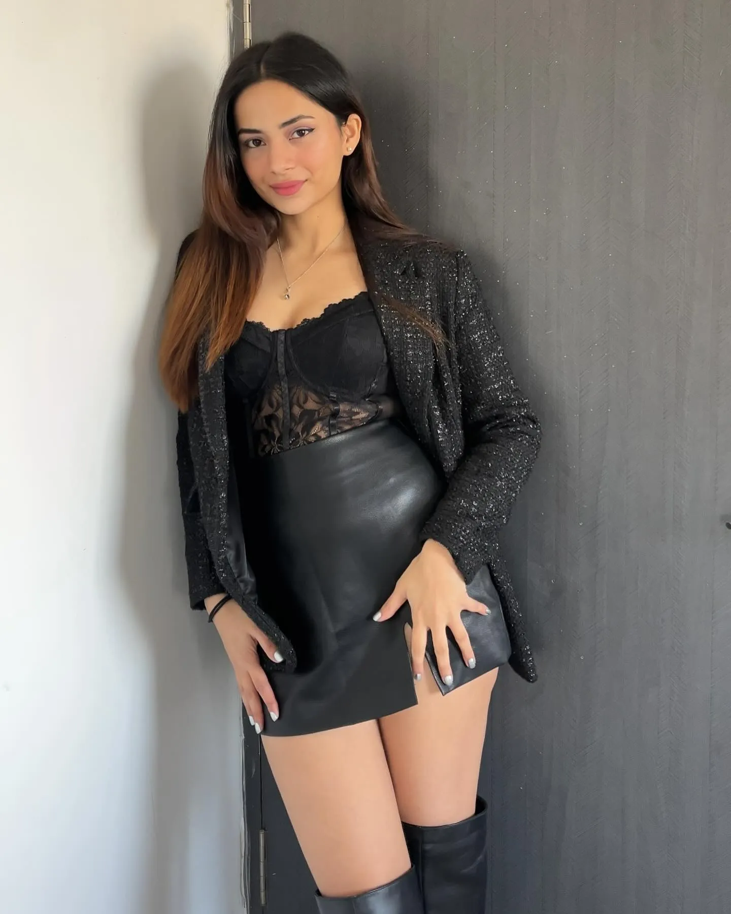 Sana - Noida escort profile