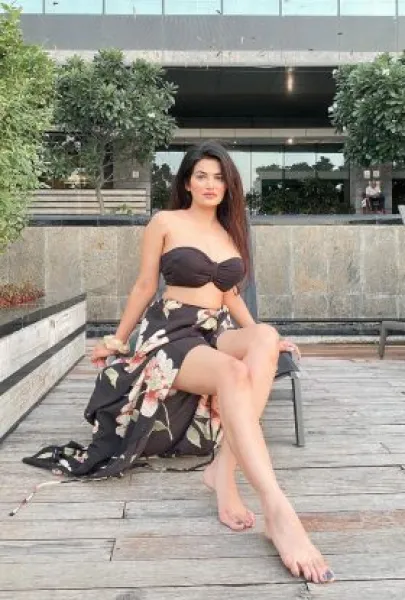 Tara - Noida escort profile